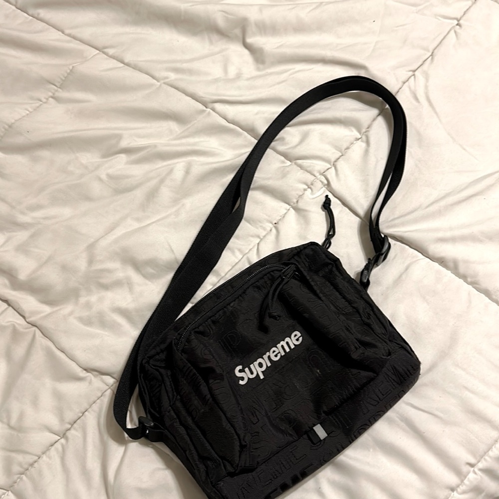 Supreme bag/crossbody
